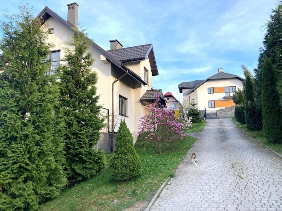 Tymi3 Dom Na Wzgorzu Przy Stoku Villa Пшемишъл Екстериор снимка